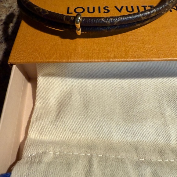Louis Vuitton Keep It Twice Monogram Bracelet - Picture 5 of 5